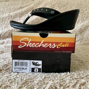 Skechers Size 8, Rumblers-Kitty, Black